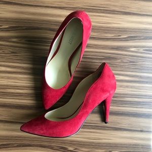 Nine West Red suede pumps